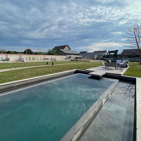 Apartamento Loft Sous Combles Aubergenville Exterior foto
